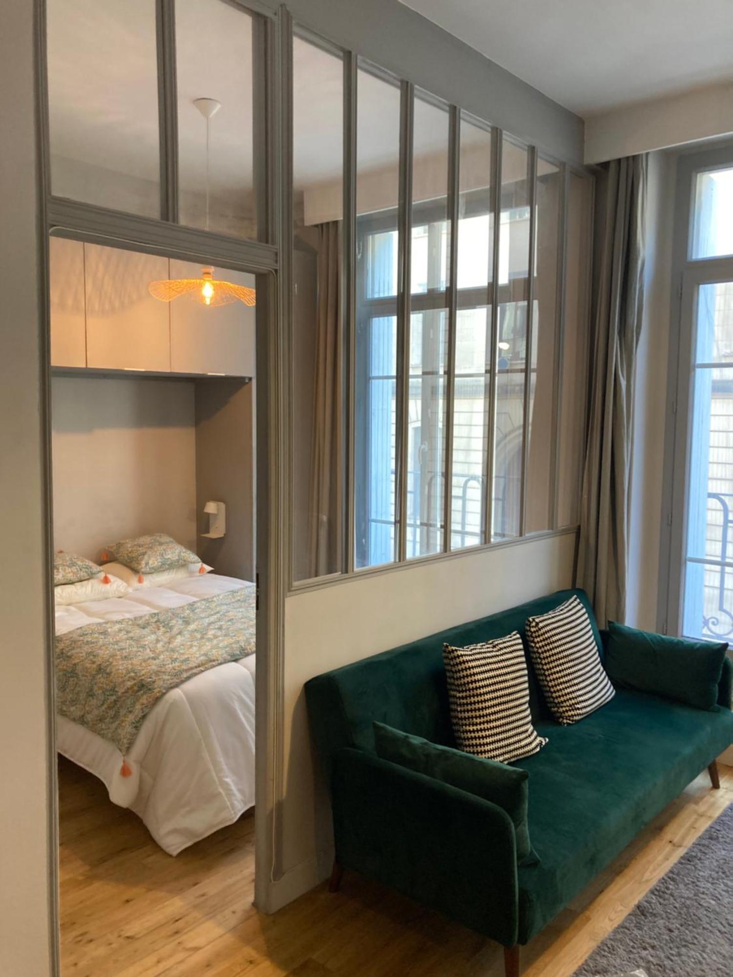 Le Pinky Bird - 1er Appartement Parijs